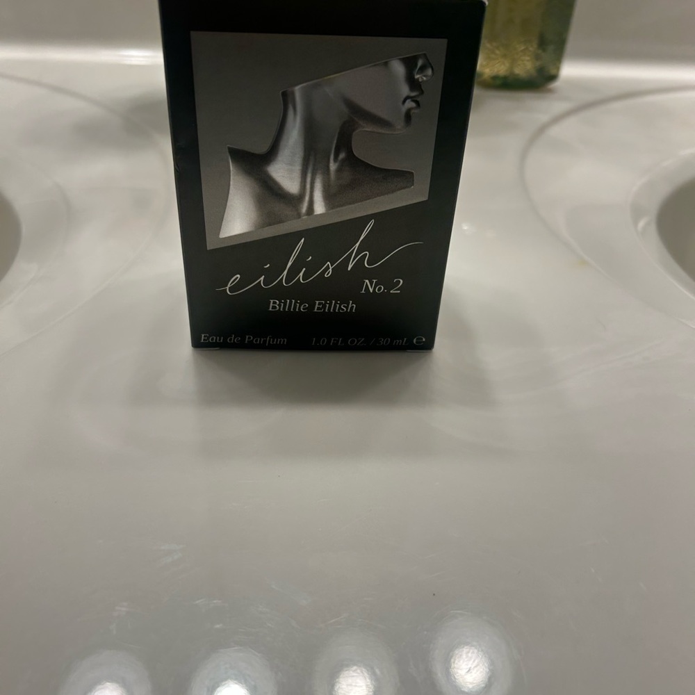 Eilish No. 2 Eau de Parfum - Black